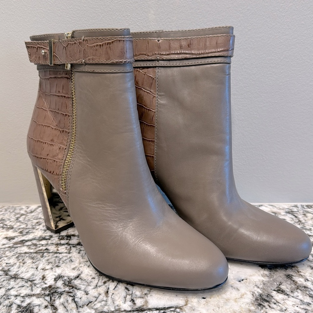 NWOB Ann Taylor Sam‎ Side Taupe Leather Booties Size 8.5